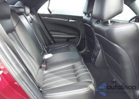 2021 Chrysler 300 300S z USA, uszkodzony, nr VIN 2C3CCABG6MH585788